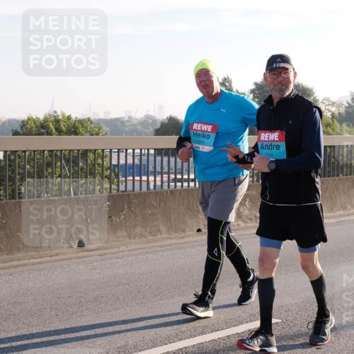 03.10.2025 - Köhlbrandbrückenlauf Fabian Wolf http://msf.ph/oto/9019279 03.10.2025 09:28:53 Position 3 2647, 2664 meine-sportfotos.de