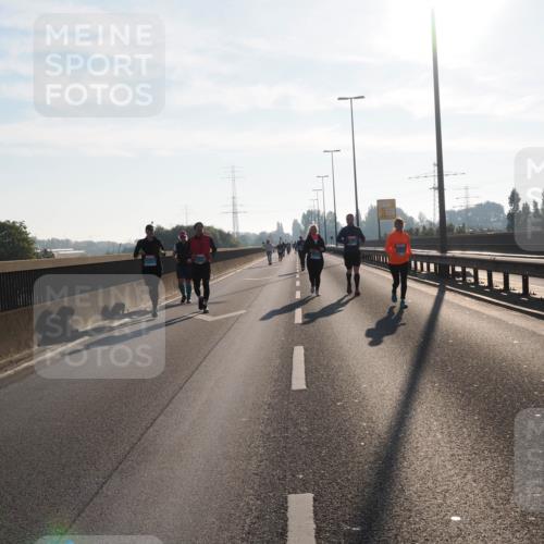 03.10.2025 - Köhlbrandbrückenlauf Fabian Wolf http://msf.ph/oto/9019822 03.10.2025 09:29:46 Position 3  meine-sportfotos.de