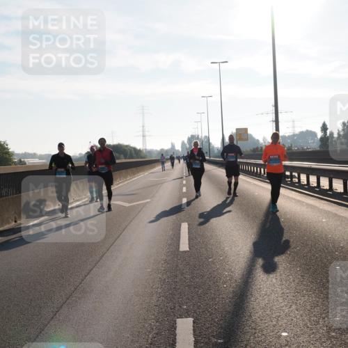 03.10.2025 - Köhlbrandbrückenlauf Fabian Wolf http://msf.ph/oto/9019872 03.10.2025 09:29:48 Position 3  meine-sportfotos.de