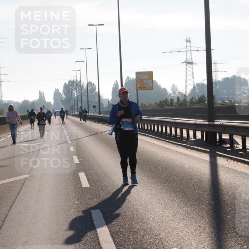 03.10.2025 - Köhlbrandbrückenlauf Fabian Wolf http://msf.ph/oto/9020013 03.10.2025 09:29:59 Position 3 2507 meine-sportfotos.de