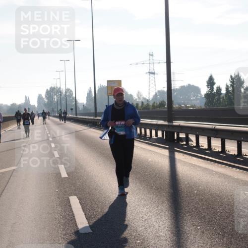 03.10.2025 - Köhlbrandbrückenlauf Fabian Wolf http://msf.ph/oto/9020058 03.10.2025 09:30:00 Position 3 2507 meine-sportfotos.de