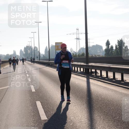 03.10.2025 - Köhlbrandbrückenlauf Fabian Wolf http://msf.ph/oto/9020064 03.10.2025 09:30:00 Position 3 2507 meine-sportfotos.de