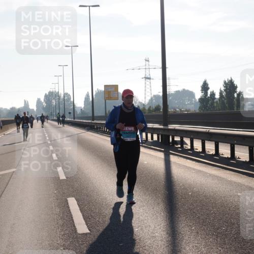03.10.2025 - Köhlbrandbrückenlauf Fabian Wolf http://msf.ph/oto/9020070 03.10.2025 09:30:00 Position 3 2507 meine-sportfotos.de