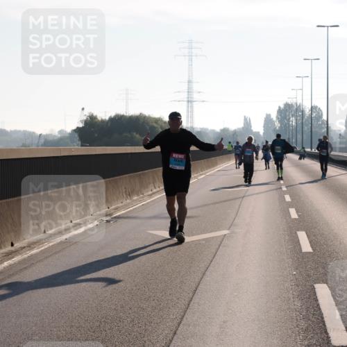 03.10.2025 - Köhlbrandbrückenlauf Fabian Wolf http://msf.ph/oto/9020213 03.10.2025 09:30:21 Position 3  meine-sportfotos.de