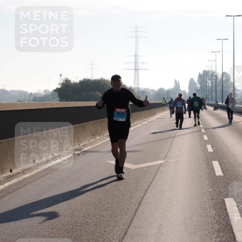 03.10.2025 - Köhlbrandbrückenlauf Fabian Wolf http://msf.ph/oto/9020232 03.10.2025 09:30:21 Position 3  meine-sportfotos.de