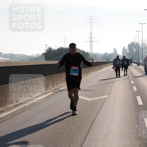 03.10.2025 - Köhlbrandbrückenlauf Fabian Wolf http://msf.ph/oto/9020250 03.10.2025 09:30:22 Position 3 2360 meine-sportfotos.de