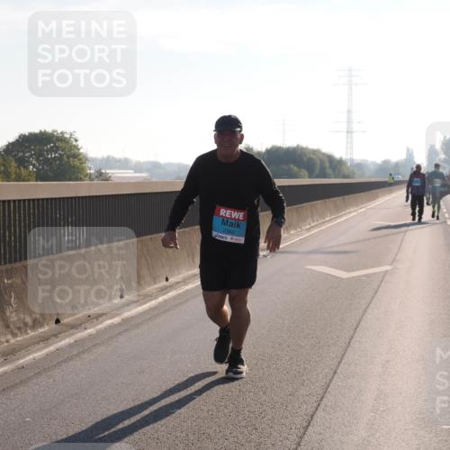 03.10.2025 - Köhlbrandbrückenlauf Fabian Wolf http://msf.ph/oto/9020294 03.10.2025 09:30:24 Position 3 2360 meine-sportfotos.de