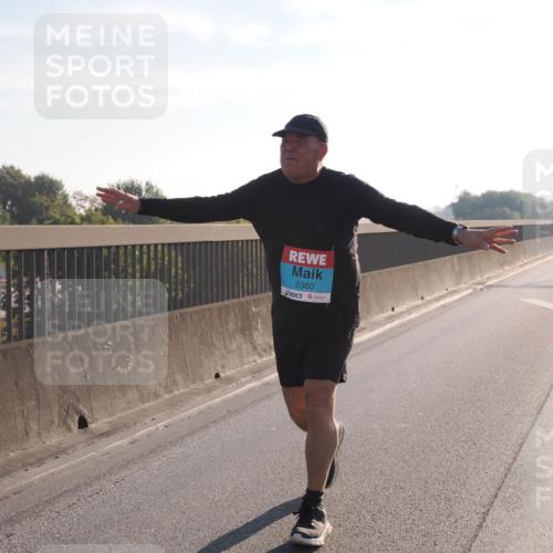 03.10.2025 - Köhlbrandbrückenlauf Fabian Wolf http://msf.ph/oto/9020324 03.10.2025 09:30:25 Position 3 2360 meine-sportfotos.de