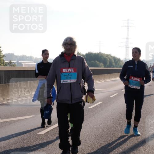 03.10.2025 - Köhlbrandbrückenlauf Fabian Wolf http://msf.ph/oto/9020359 03.10.2025 09:30:44 Position 3 3774, 3776 meine-sportfotos.de