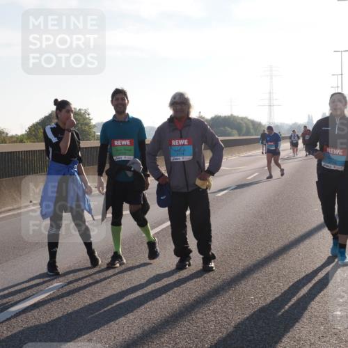 03.10.2025 - Köhlbrandbrückenlauf Fabian Wolf http://msf.ph/oto/9020423 03.10.2025 09:30:47 Position 3 9702, 3774, 3776 meine-sportfotos.de