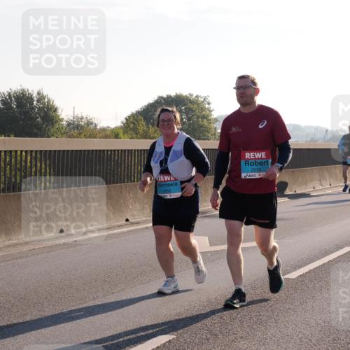 03.10.2025 - Köhlbrandbrückenlauf Fabian Wolf http://msf.ph/oto/9020532 03.10.2025 09:31:04 Position 3 2650, 2639 meine-sportfotos.de