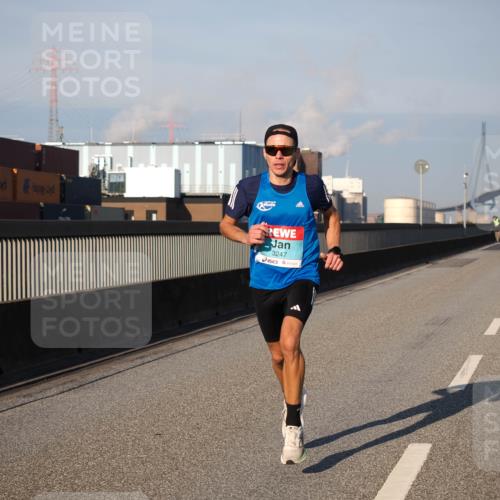 03.10.2025 - Köhlbrandbrückenlauf Fabian Wolf http://msf.ph/oto/9021055 03.10.2025 09:33:24 Position 3 3247 meine-sportfotos.de