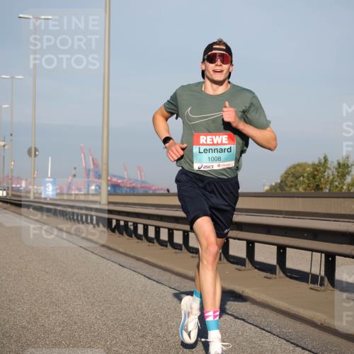 03.10.2025 - Köhlbrandbrückenlauf Fabian Wolf http://msf.ph/oto/9021174 03.10.2025 09:34:06 Position 3 1008 meine-sportfotos.de