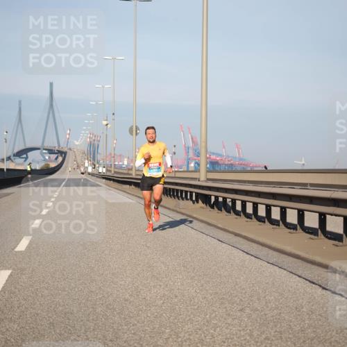 03.10.2025 - Köhlbrandbrückenlauf Fabian Wolf http://msf.ph/oto/9021208 03.10.2025 09:34:19 Position 3  meine-sportfotos.de