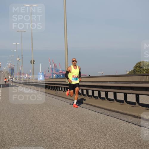 03.10.2025 - Köhlbrandbrückenlauf Fabian Wolf http://msf.ph/oto/9021424 03.10.2025 09:35:10 Position 3 3 meine-sportfotos.de