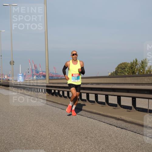 03.10.2025 - Köhlbrandbrückenlauf Fabian Wolf http://msf.ph/oto/9021439 03.10.2025 09:35:11 Position 3 3, 3807 meine-sportfotos.de