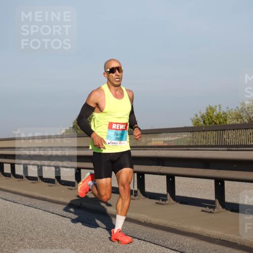 03.10.2025 - Köhlbrandbrückenlauf Fabian Wolf http://msf.ph/oto/9021460 03.10.2025 09:35:12 Position 3 3807 meine-sportfotos.de