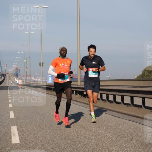 03.10.2025 - Köhlbrandbrückenlauf Fabian Wolf http://msf.ph/oto/9021580 03.10.2025 09:35:30 Position 3 3, 3760 meine-sportfotos.de