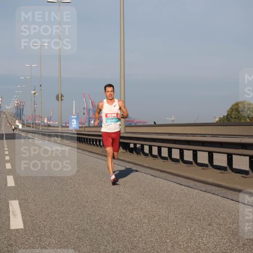 03.10.2025 - Köhlbrandbrückenlauf Fabian Wolf http://msf.ph/oto/9021639 03.10.2025 09:35:42 Position 3 1013 meine-sportfotos.de