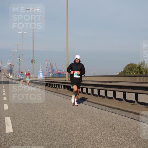 03.10.2025 - Köhlbrandbrückenlauf Fabian Wolf http://msf.ph/oto/9021821 03.10.2025 09:36:31 Position 3 3, 1 meine-sportfotos.de