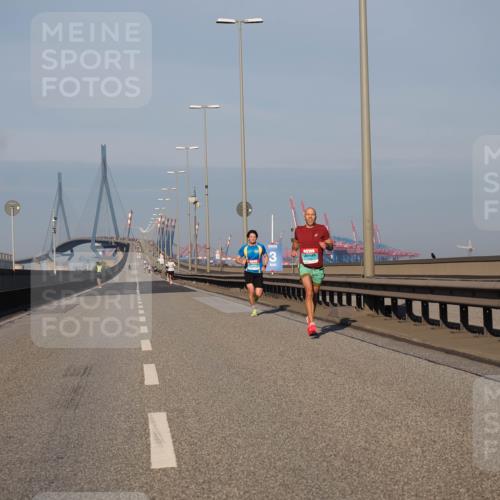 03.10.2025 - Köhlbrandbrückenlauf Fabian Wolf http://msf.ph/oto/9021855 03.10.2025 09:36:36 Position 3  meine-sportfotos.de