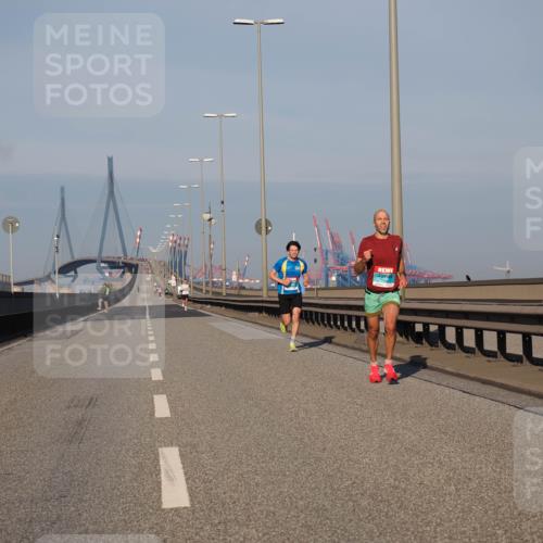 03.10.2025 - Köhlbrandbrückenlauf Fabian Wolf http://msf.ph/oto/9021865 03.10.2025 09:36:37 Position 3  meine-sportfotos.de