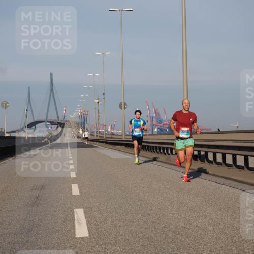 03.10.2025 - Köhlbrandbrückenlauf Fabian Wolf http://msf.ph/oto/9021867 03.10.2025 09:36:37 Position 3  meine-sportfotos.de