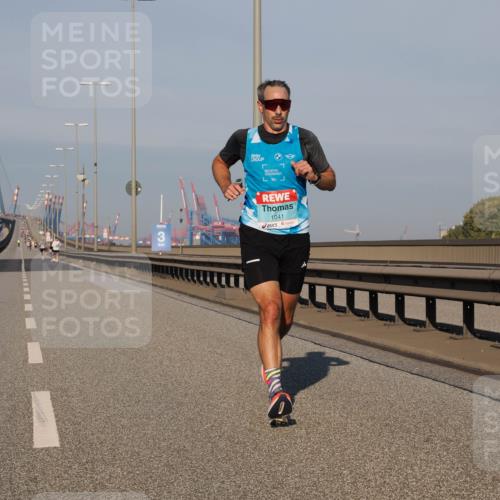 03.10.2025 - Köhlbrandbrückenlauf Fabian Wolf http://msf.ph/oto/9022389 03.10.2025 09:37:49 Position 3 7, 1041 meine-sportfotos.de