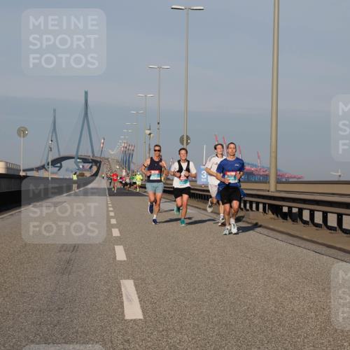 03.10.2025 - Köhlbrandbrückenlauf Fabian Wolf http://msf.ph/oto/9022735 03.10.2025 09:38:51 Position 3  meine-sportfotos.de