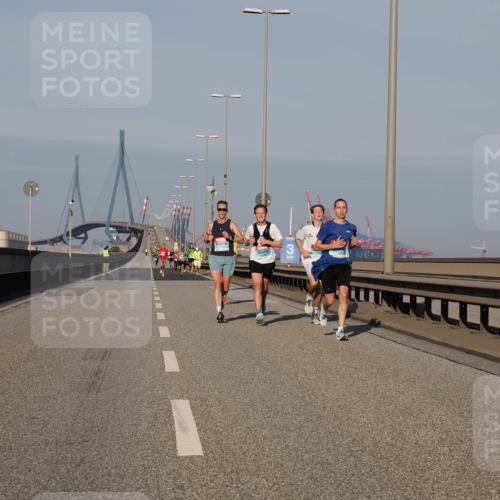 03.10.2025 - Köhlbrandbrückenlauf Fabian Wolf http://msf.ph/oto/9022738 03.10.2025 09:38:51 Position 3  meine-sportfotos.de