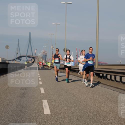03.10.2025 - Köhlbrandbrückenlauf Fabian Wolf http://msf.ph/oto/9022752 03.10.2025 09:38:51 Position 3  meine-sportfotos.de
