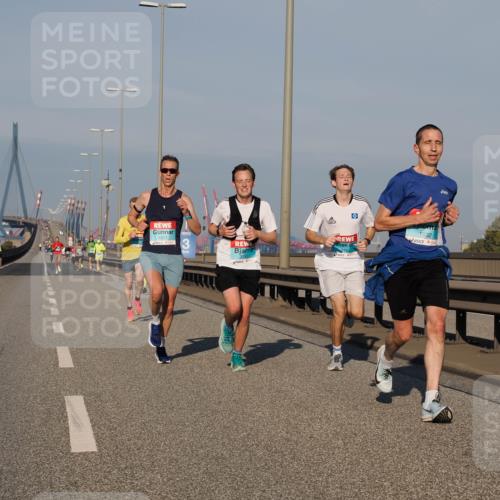 03.10.2025 - Köhlbrandbrückenlauf Fabian Wolf http://msf.ph/oto/9022799 03.10.2025 09:38:53 Position 3 1017, 3, 1032, 3153 meine-sportfotos.de