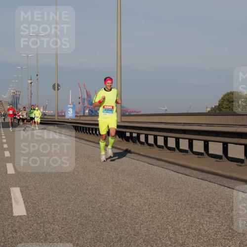 03.10.2025 - Köhlbrandbrückenlauf Fabian Wolf http://msf.ph/oto/9022892 03.10.2025 09:38:59 Position 3  meine-sportfotos.de