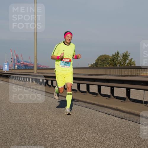 03.10.2025 - Köhlbrandbrückenlauf Fabian Wolf http://msf.ph/oto/9022930 03.10.2025 09:39:01 Position 3 3, 3082 meine-sportfotos.de