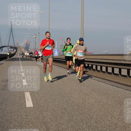 03.10.2025 - Köhlbrandbrückenlauf Fabian Wolf http://msf.ph/oto/9023041 03.10.2025 09:39:08 Position 3 1007 meine-sportfotos.de