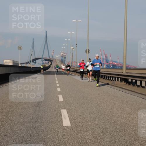 03.10.2025 - Köhlbrandbrückenlauf Fabian Wolf http://msf.ph/oto/9023107 03.10.2025 09:39:13 Position 3  meine-sportfotos.de