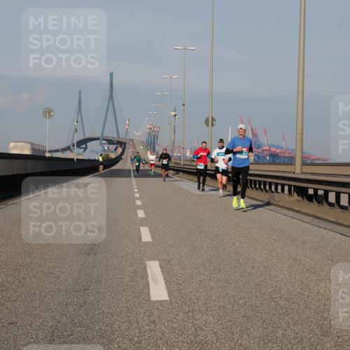 03.10.2025 - Köhlbrandbrückenlauf Fabian Wolf http://msf.ph/oto/9023121 03.10.2025 09:39:14 Position 3  meine-sportfotos.de