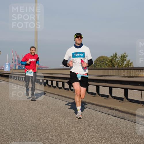 03.10.2025 - Köhlbrandbrückenlauf Fabian Wolf http://msf.ph/oto/9023220 03.10.2025 09:39:19 Position 3 3401 meine-sportfotos.de