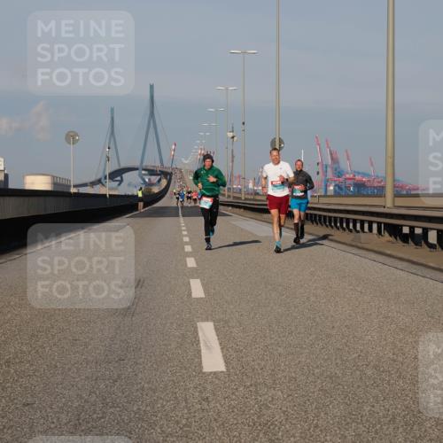 03.10.2025 - Köhlbrandbrückenlauf Fabian Wolf http://msf.ph/oto/9023371 03.10.2025 09:39:28 Position 3  meine-sportfotos.de