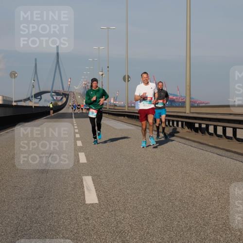 03.10.2025 - Köhlbrandbrückenlauf Fabian Wolf http://msf.ph/oto/9023411 03.10.2025 09:39:30 Position 3  meine-sportfotos.de