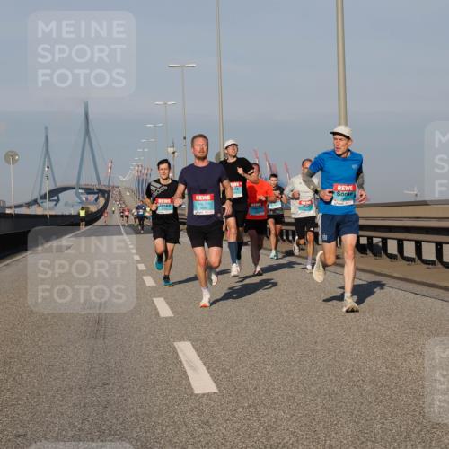 03.10.2025 - Köhlbrandbrückenlauf Fabian Wolf http://msf.ph/oto/9023909 03.10.2025 09:40:02 Position 3 3809 meine-sportfotos.de
