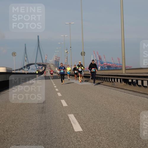 03.10.2025 - Köhlbrandbrückenlauf Fabian Wolf http://msf.ph/oto/9024077 03.10.2025 09:40:11 Position 3  meine-sportfotos.de