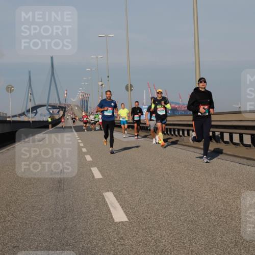 03.10.2025 - Köhlbrandbrückenlauf Fabian Wolf http://msf.ph/oto/9024111 03.10.2025 09:40:15 Position 3  meine-sportfotos.de