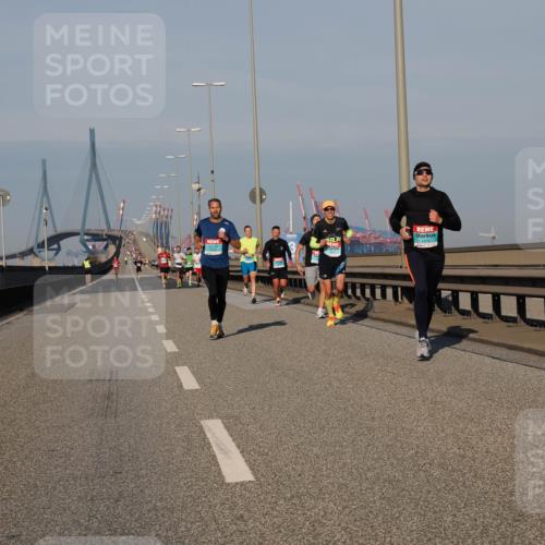 03.10.2025 - Köhlbrandbrückenlauf Fabian Wolf http://msf.ph/oto/9024116 03.10.2025 09:40:15 Position 3  meine-sportfotos.de