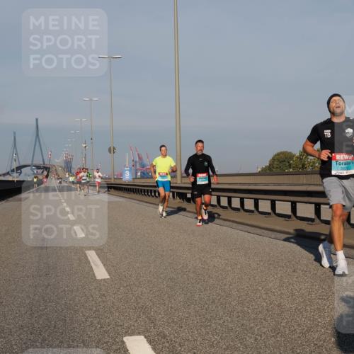 03.10.2025 - Köhlbrandbrückenlauf Fabian Wolf http://msf.ph/oto/9024227 03.10.2025 09:40:20 Position 3 3629 meine-sportfotos.de