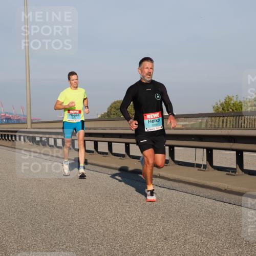03.10.2025 - Köhlbrandbrückenlauf Fabian Wolf http://msf.ph/oto/9024265 03.10.2025 09:40:22 Position 3 3712, 3269 meine-sportfotos.de