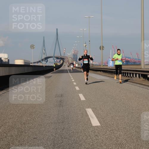 03.10.2025 - Köhlbrandbrückenlauf Fabian Wolf http://msf.ph/oto/9024656 03.10.2025 09:40:42 Position 3  meine-sportfotos.de