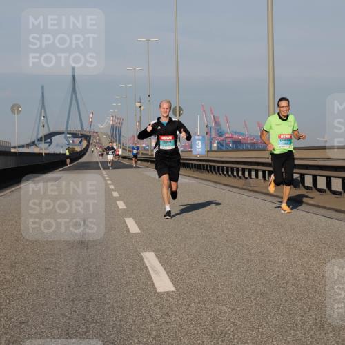 03.10.2025 - Köhlbrandbrückenlauf Fabian Wolf http://msf.ph/oto/9024729 03.10.2025 09:40:44 Position 3  meine-sportfotos.de