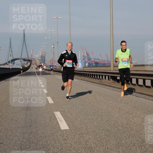 03.10.2025 - Köhlbrandbrückenlauf Fabian Wolf http://msf.ph/oto/9024744 03.10.2025 09:40:45 Position 3 1029, 3262 meine-sportfotos.de