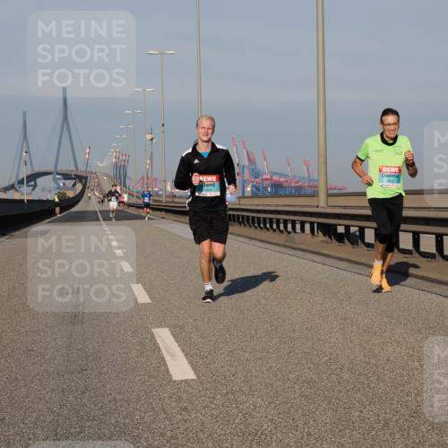 03.10.2025 - Köhlbrandbrückenlauf Fabian Wolf http://msf.ph/oto/9024759 03.10.2025 09:40:45 Position 3 1029, 3262 meine-sportfotos.de